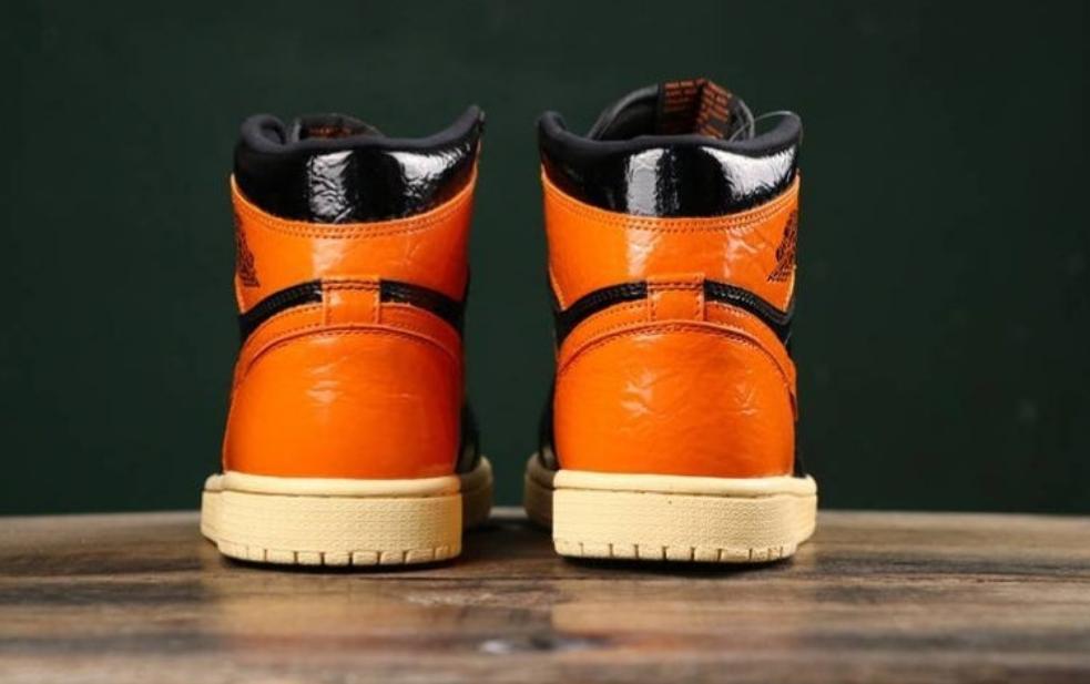 Les baskets Air Jordan 1 offrent un style iconique et une performance légendaire.
leur design emblématique .pas cher. Le moins cher.
