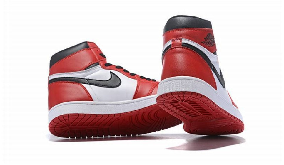 Les baskets Air Jordan 1 offrent un style iconique et une performance légendaire.
 leur design emblématique .pas cher. Le moins cher.