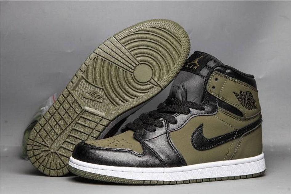 Les baskets Air Jordan 1 offrent un style iconique et une performance légendaire.
leur design emblématique .pas cher. Le moins cher.