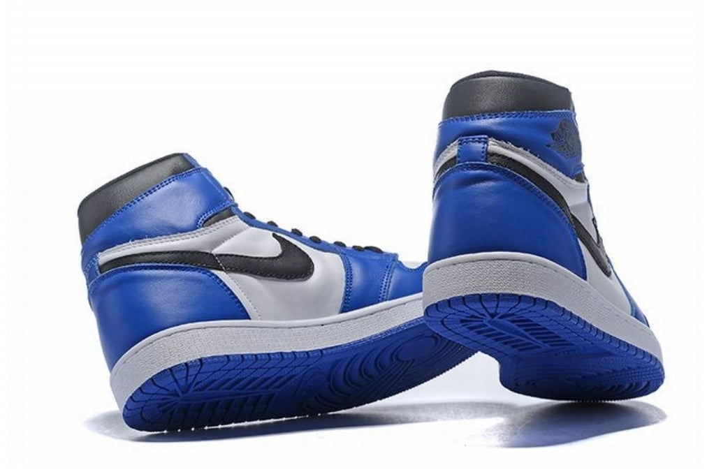 Les baskets Air Jordan 1 offrent un style iconique et une performance légendaire.
leur design emblématique .pas cher. Le moins cher.