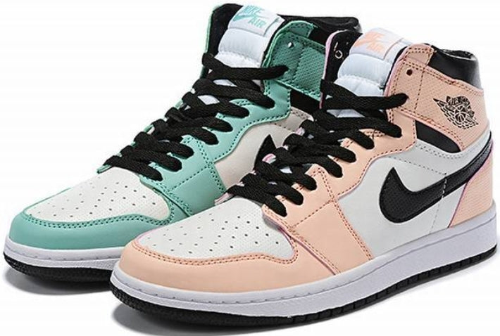 Les baskets Air Jordan 1 offrent un style iconique et une performance légendaire.
 leur design emblématique .pas cher. Le moins cher.