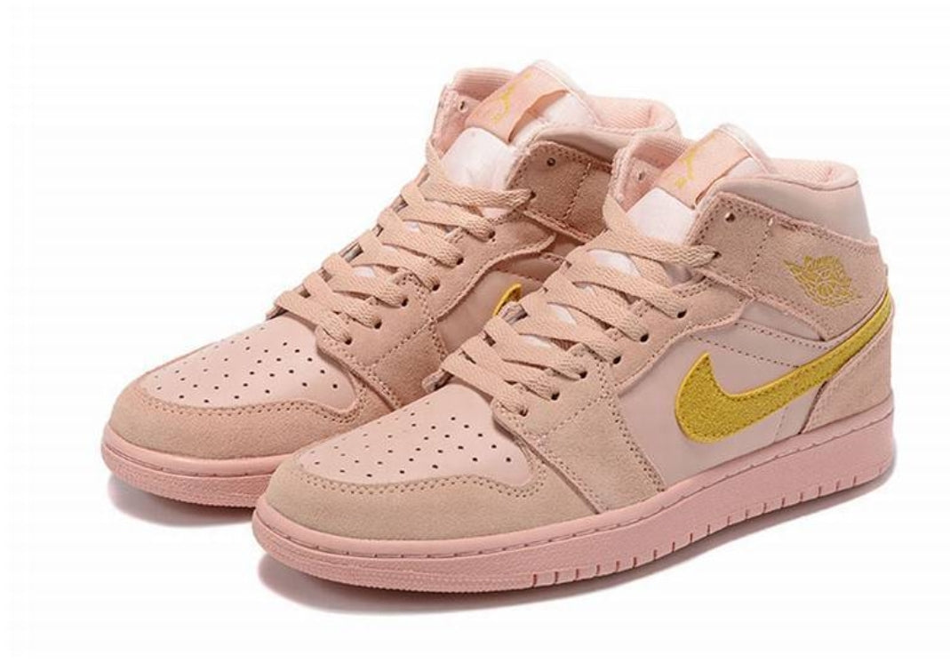 Les baskets Air Jordan 1 offrent un style iconique et une performance légendaire.
leur design emblématique .pas cher. Le moins cher.