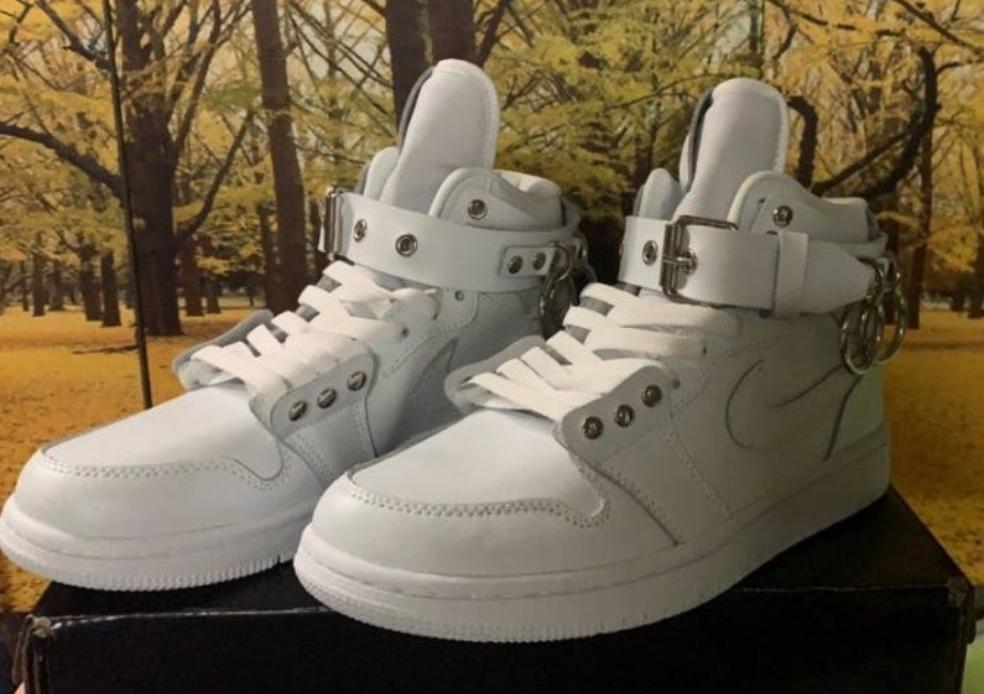 Les baskets Air Jordan 1 offrent un style iconique et une performance légendaire.
leur design emblématique .pas cher. Le moins cher.