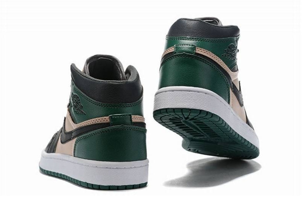 Les baskets Air Jordan 1 offrent un style iconique et une performance légendaire.
leur design emblématique .pas cher. Le moins cher.