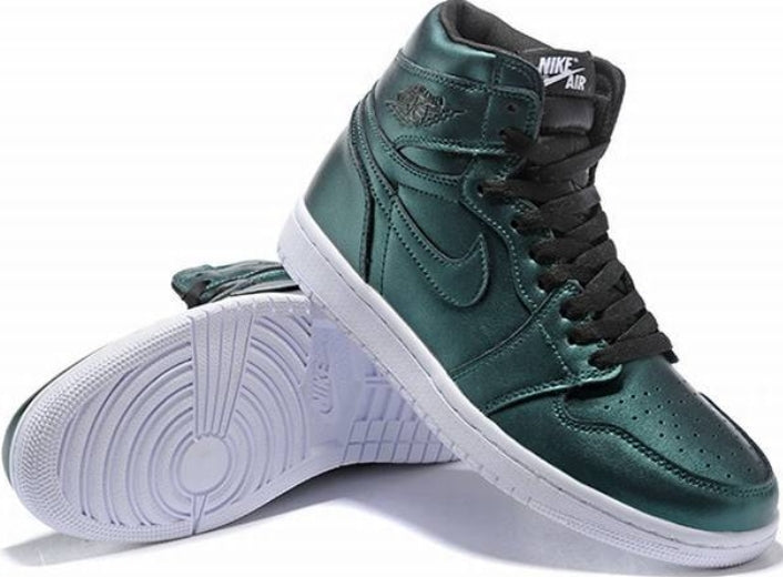 Les baskets Air Jordan 1 offrent un style iconique et une performance légendaire.
 leur design emblématique .pas cher. Le moins cher.