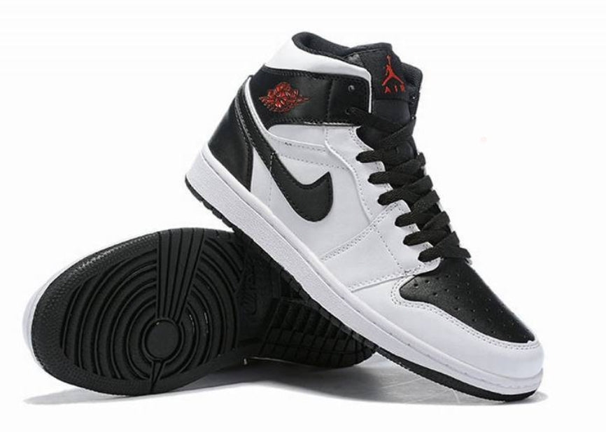 Les baskets Air Jordan 1 offrent un style iconique et une performance légendaire.
 leur design emblématique .pas cher. Le moins cher.