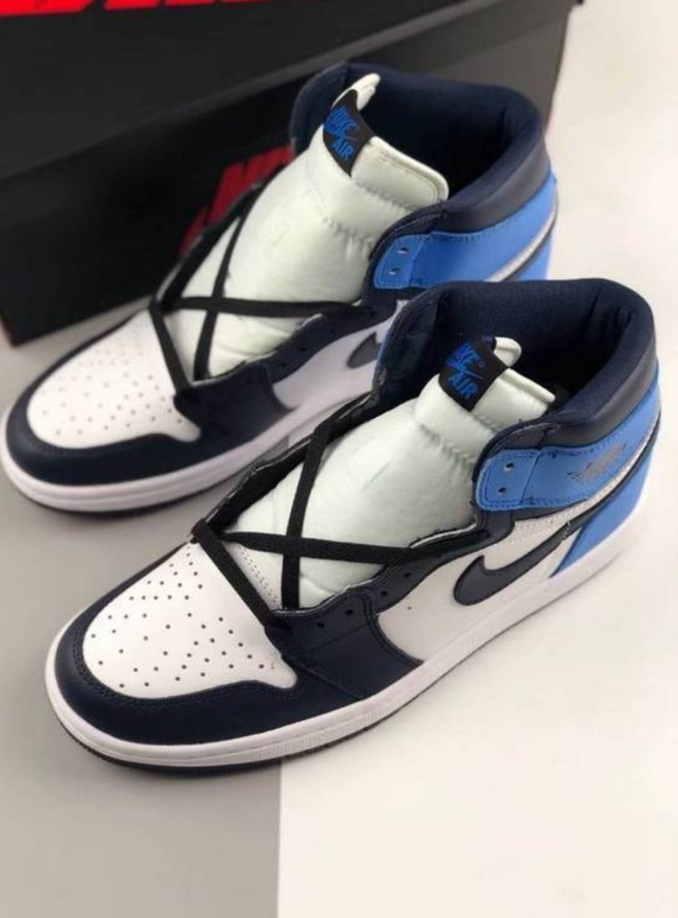 Les baskets Air Jordan 1 offrent un style iconique et une performance légendaire.
leur design emblématique .pas cher. Le moins cher.