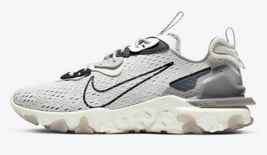 Les baskets Nike React offrent une combinaison exceptionnelle de style moderne et d'innovation technologique. Leur design élégant et les lignes