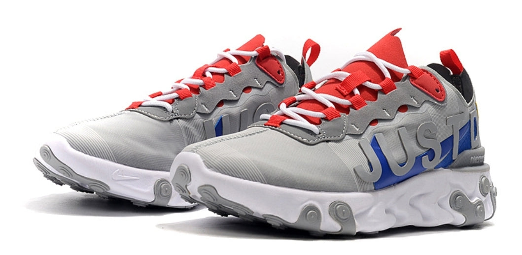 Les baskets Nike React offrent exceptionnelle de style moderne et d'innovation .  design élégant et  choix incontournable.pas cher.le moins cher.