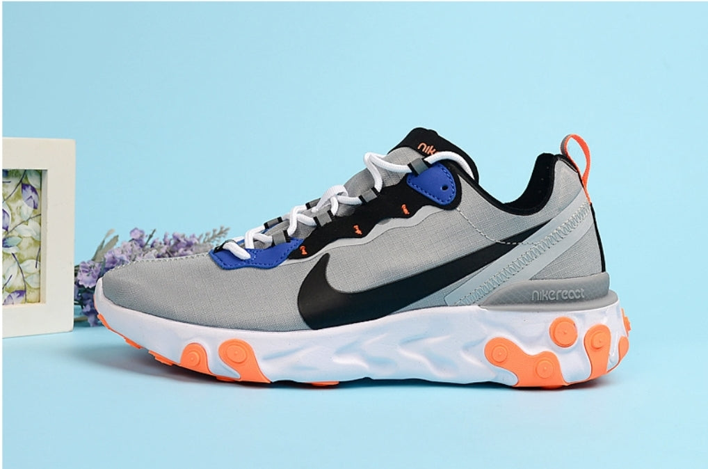 Les baskets Nike React offrent exceptionnelle de style moderne et d'innovation . design élégant et choix incontournable.pas cher.le moins cher.