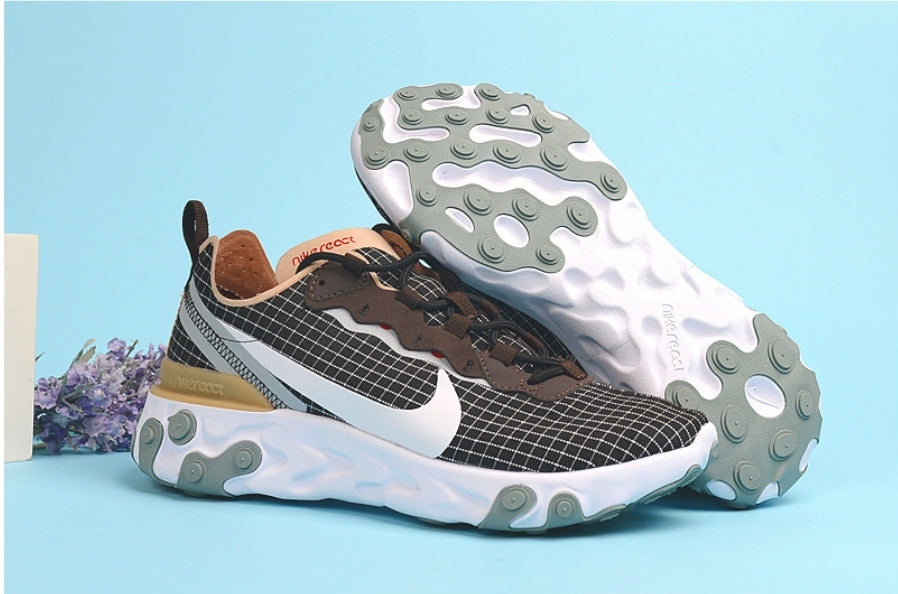 Les baskets Nike React offrent exceptionnelle de style moderne et d'innovation . design élégant et choix incontournable.pas cher.le moins cher.