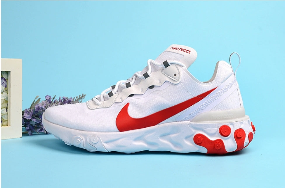 Les baskets Nike React offrent exceptionnelle de style moderne et d'innovation .  design élégant et  choix incontournable.pas cher.le moins cher.