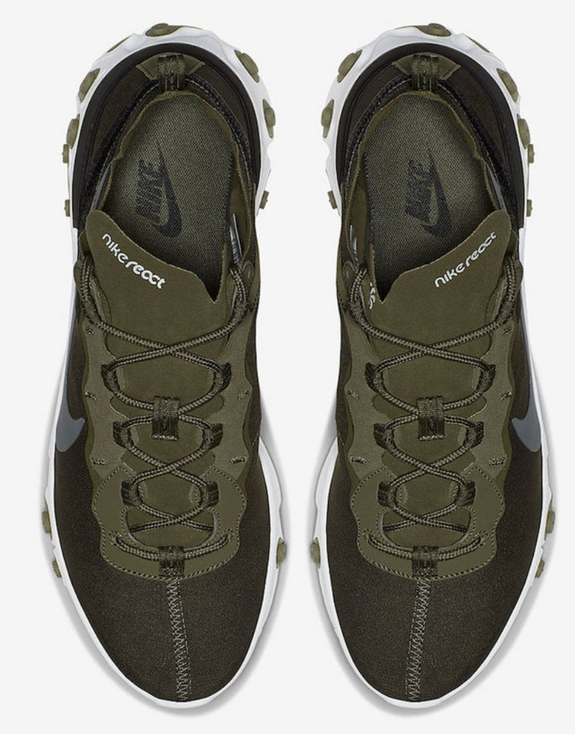 Les baskets Nike React offrent exceptionnelle de style moderne et d'innovation .  design élégant et  choix incontournable.pas cher.le moins cher.