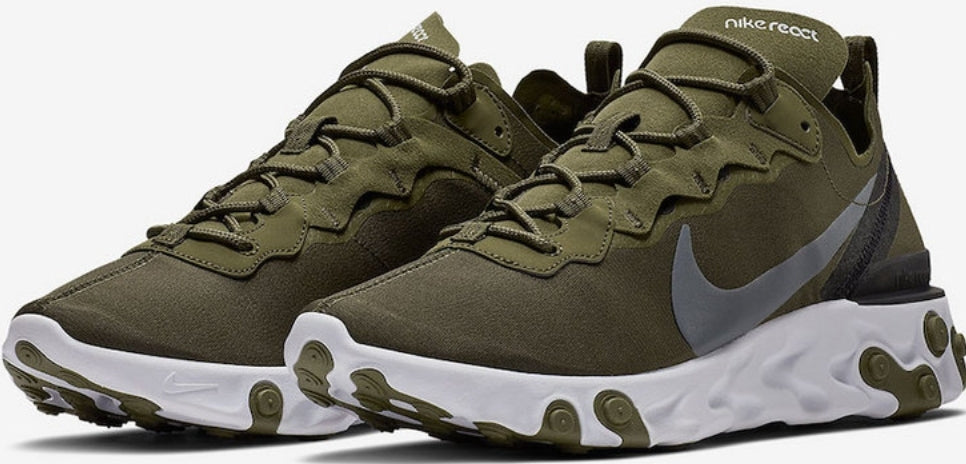 Les baskets Nike React offrent exceptionnelle de style moderne et d'innovation .  design élégant et  choix incontournable.pas cher.le moins cher.