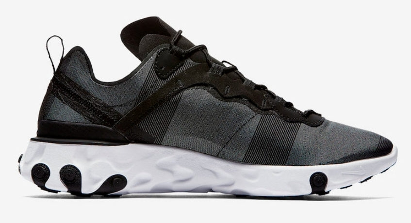 Les baskets Nike React offrent exceptionnelle de style moderne et d'innovation .  design élégant et  choix incontournable.pas cher.le moins cher.