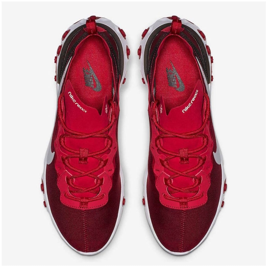 Les baskets Nike React offrent exceptionnelle de style moderne et d'innovation .  design élégant et  choix incontournable.pas cher.le moins cher.