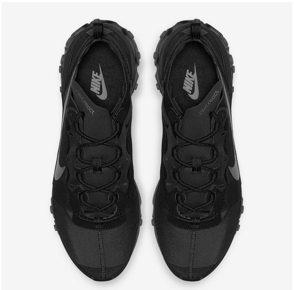 Les baskets Nike React offrent exceptionnelle de style moderne et d'innovation .  design élégant et  choix incontournable.pas cher.le moins cher.