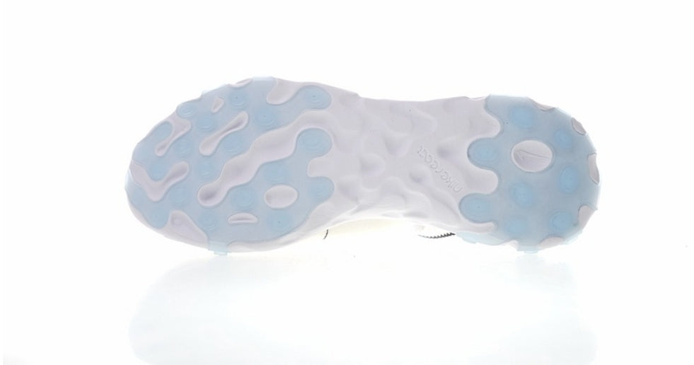 Les baskets Nike React offrent exceptionnelle de style moderne et d'innovation .  design élégant et  choix incontournable.pas cher.le moins cher.