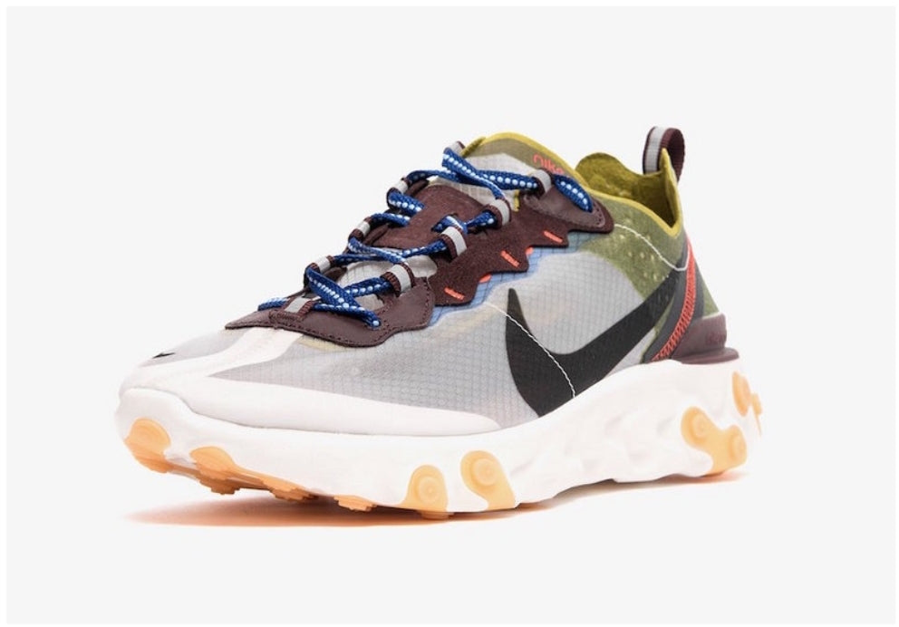 Les baskets Nike React offrent une combinaison exceptionnelle de style moderne et d'innovation technologique. Leur design élégant et les lignes épurées en font un choix incontournable.pas cher.le moins cher.