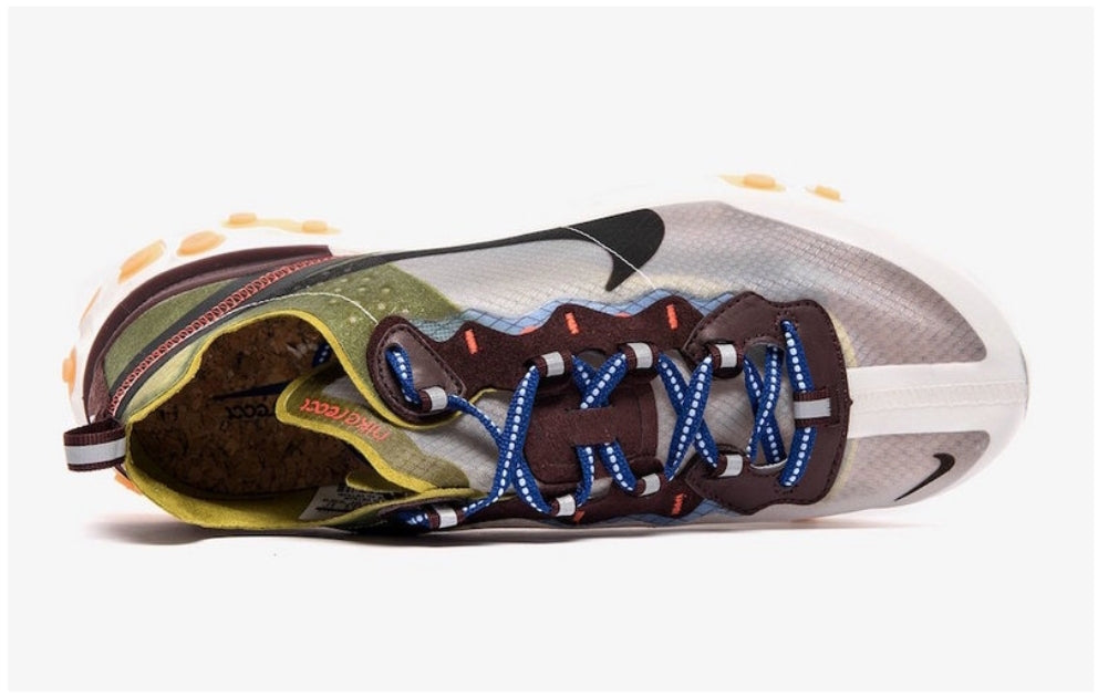 Les baskets Nike React offrent une combinaison exceptionnelle de style moderne et d'innovation technologique. Leur design élégant et les lignes épurées en font un choix incontournable.pas cher.le moins cher.