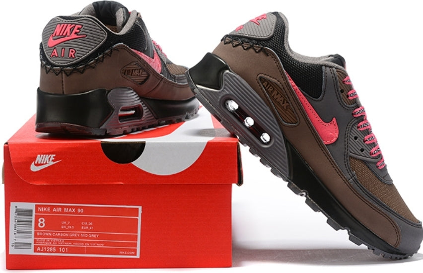 Les baskets Nike Air Max 90 sont synonymes de style emblématique et de confort absolu. design. Pas cher.moin cher. Retro