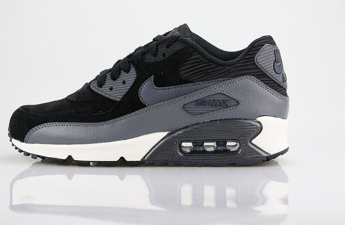 Les baskets Nike Air Max 90 sont synonymes de style emblématique et de confort absolu. design. Pas cher.moin cher. Retro