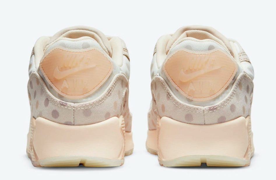 Les baskets Nike Air Max 90 sont synonymes de style emblématique et de confort absolu. design. Pas cher.moin cher. Retro