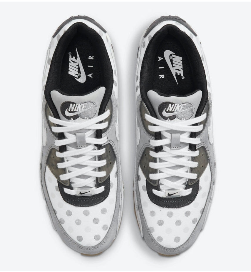 Les baskets Nike Air Max 90 sont synonymes de style emblématique et de confort absolu. design. Pas cher.moin cher. Retro