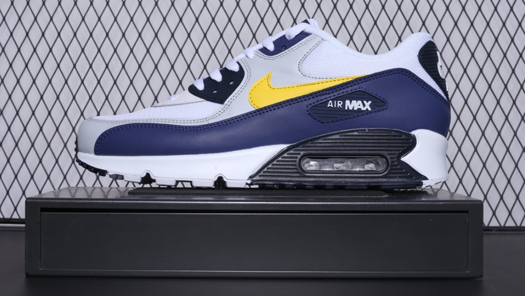 Les baskets Nike Air Max 90 sont synonymes de style emblématique et de confort absolu. design. Pas cher.moin cher. Retro