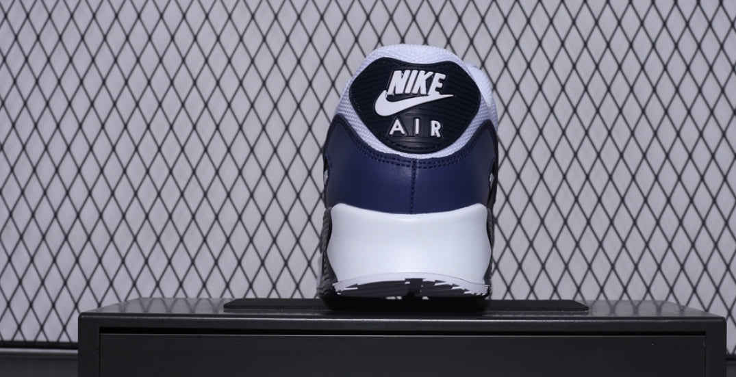 Les baskets Nike Air Max 90 sont synonymes de style emblématique et de confort absolu. design. Pas cher.moin cher. Retro