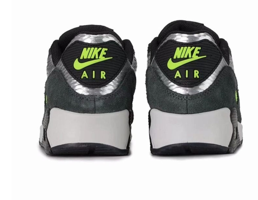 Les baskets Nike Air Max 90 sont synonymes de style emblématique et de confort absolu. design. Pas cher.moin cher. Retro