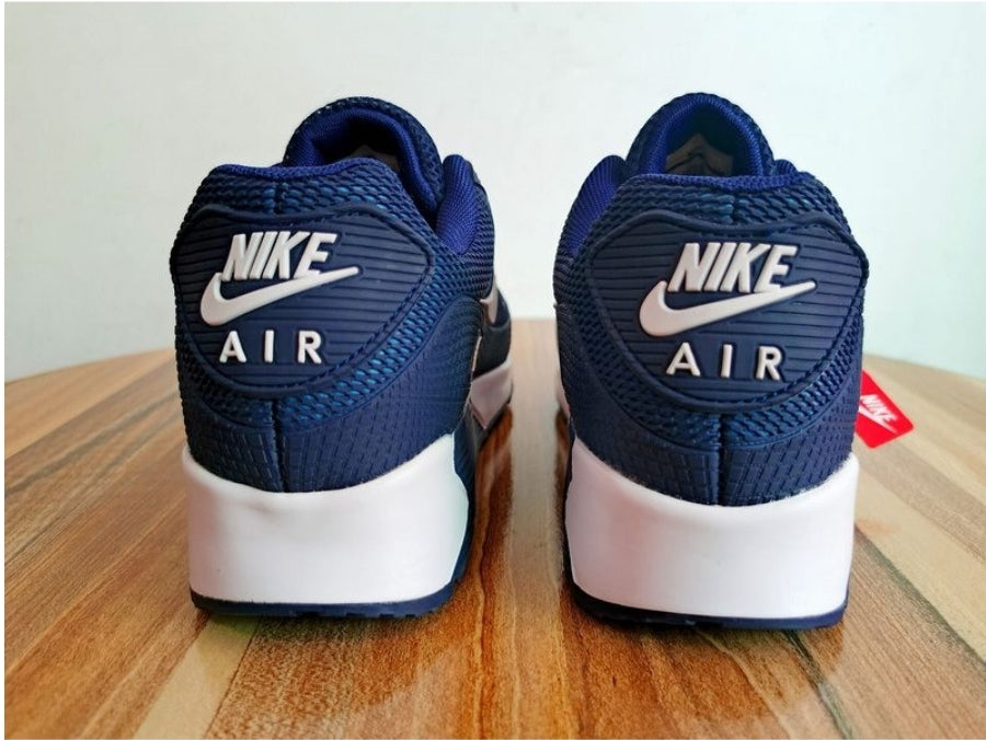 Les baskets Nike Air Max 90 sont synonymes de style emblématique et de confort absolu. design. Pas cher.moin cher. Retro