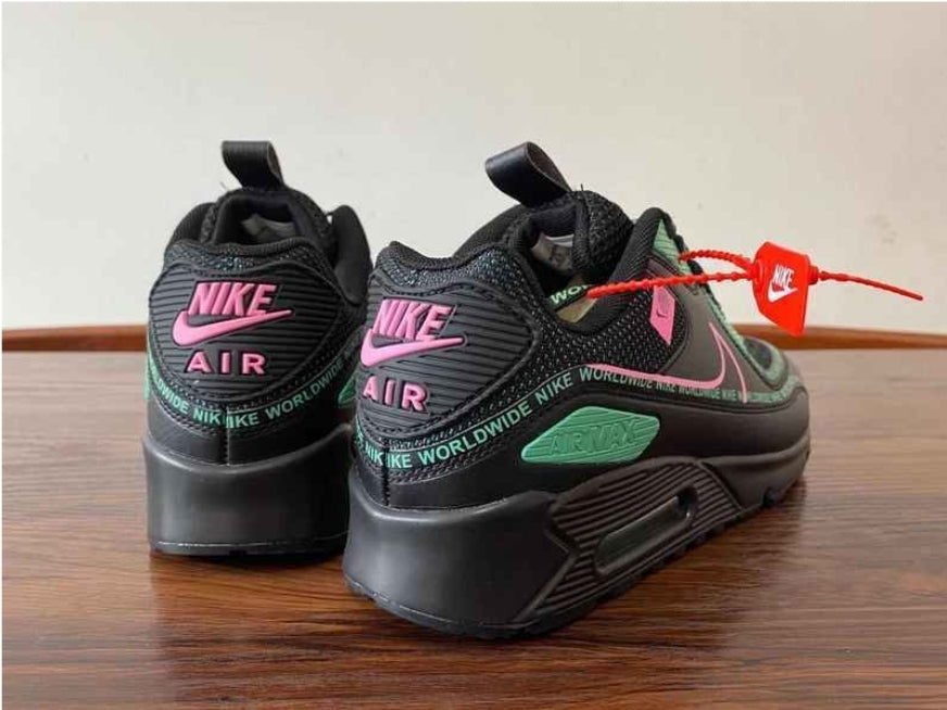 Les baskets Nike Air Max 90 sont synonymes de style emblématique et de confort absolu. design. Pas cher.moin cher. Retro