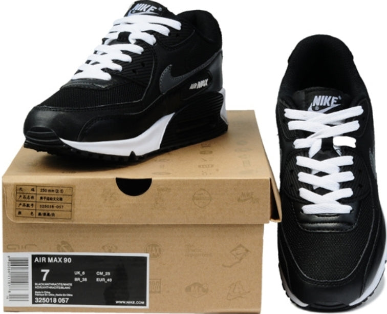 Les baskets Nike Air Max 90 sont synonymes de style emblématique et de confort absolu. design. Pas cher.moin cher. Retro
