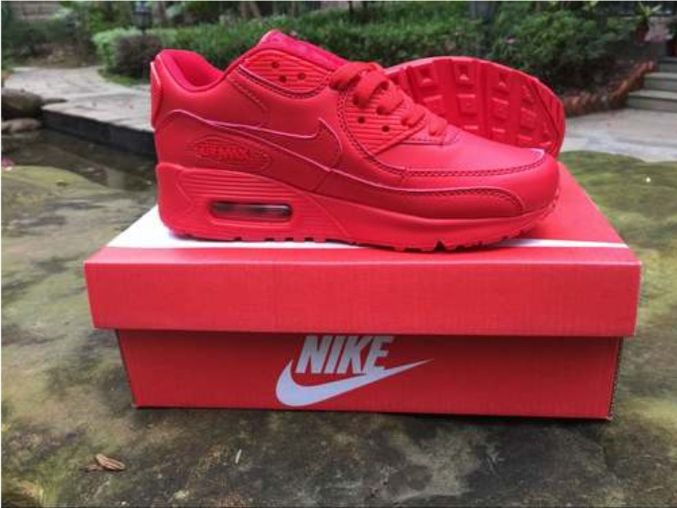 Les baskets Nike Air Max 90 sont synonymes de style emblématique et de confort absolu. design. Pas cher.moin cher. Retro