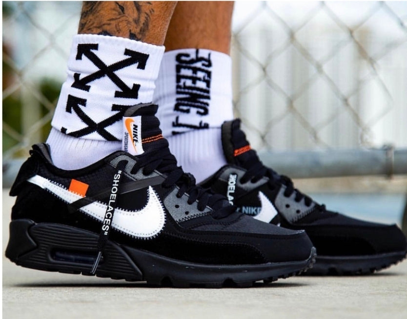 Les baskets Nike Air Max 90 sont synonymes de style emblématique et de confort absolu.  design. Pas cher.moin cher.