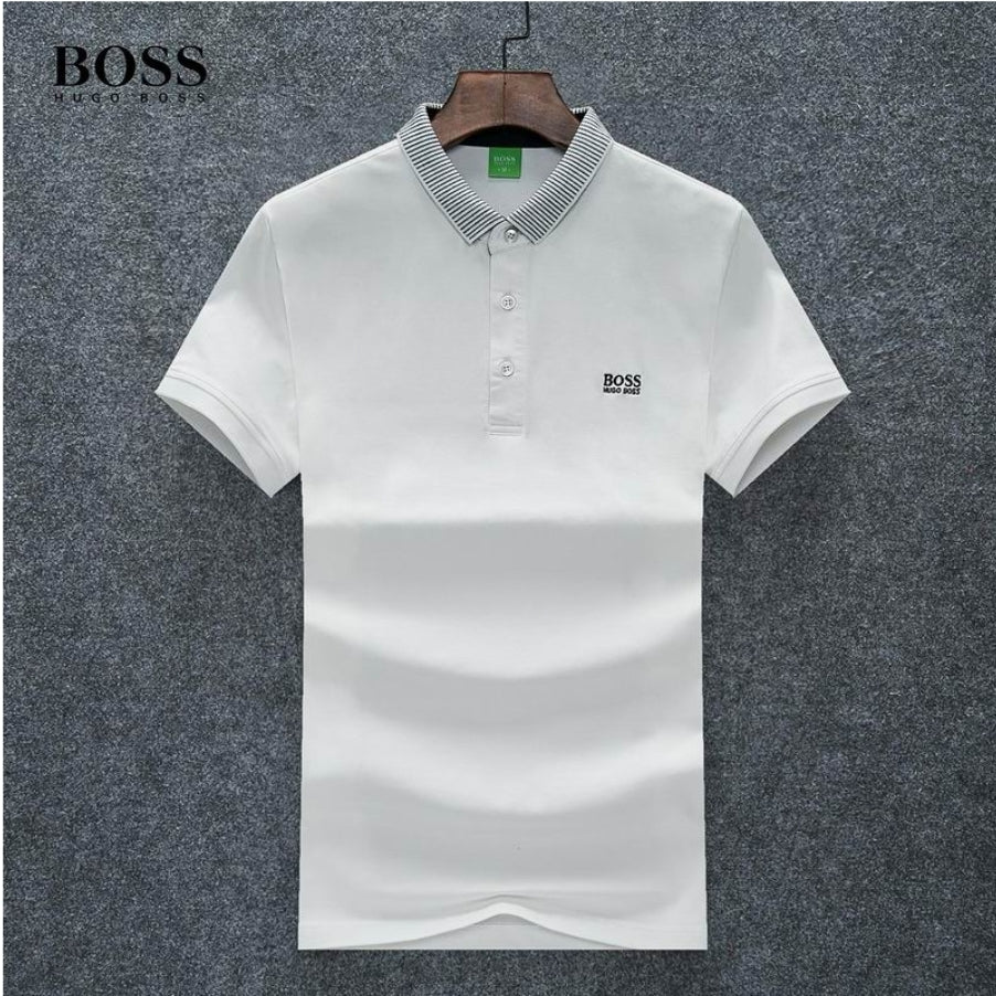 Les polos Hugo Boss pour homme reflètent l’élégance raffinée et le savoir-faire emblématique de la maison italienne. Au meilleur prix