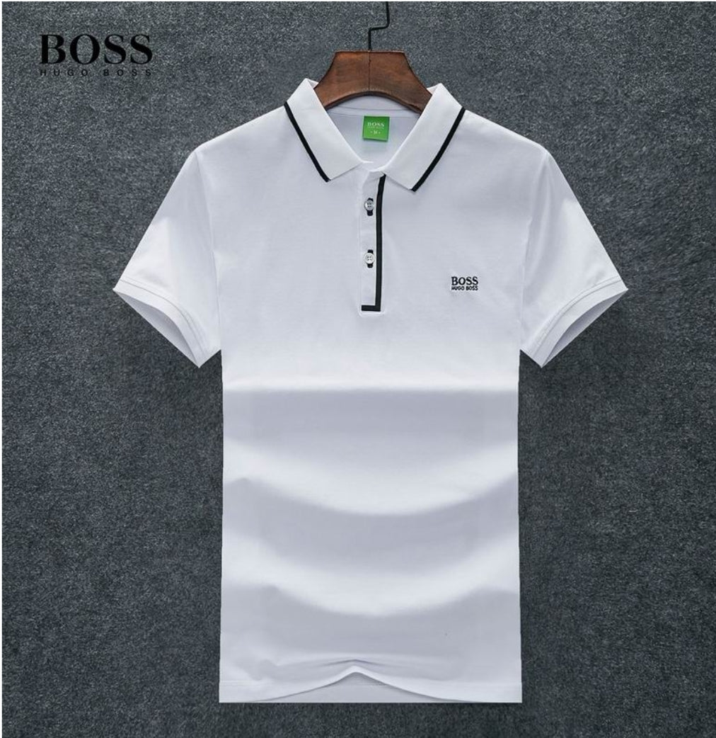 Les polos Hugo Boss pour homme reflètent l’élégance raffinée et le savoir-faire emblématique de la maison italienne. Au meilleur prix