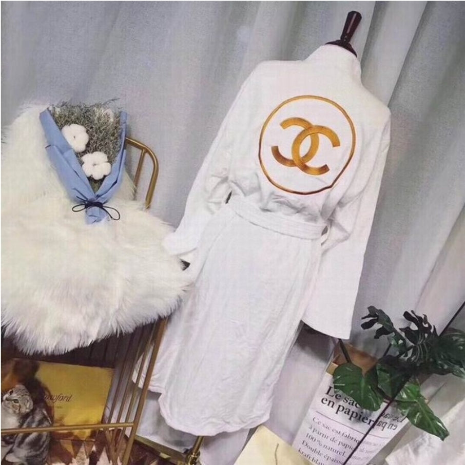 Peignoir chanel