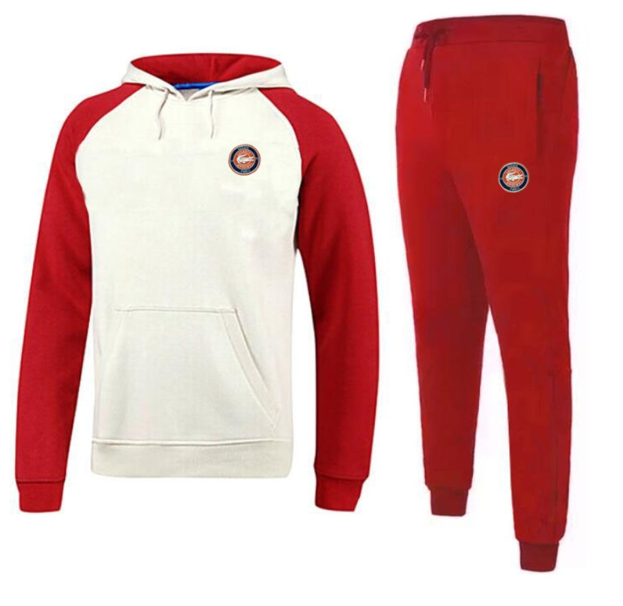 Les ensembles survêtement Lacoste allient performance et style avec élégance. Leur design raffiné.pas cher. Le moins cher.