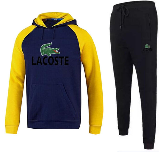 Les ensembles survêtement Lacoste allient performance et style avec élégance. Leur design raffiné.pas cher. Le moins cher.