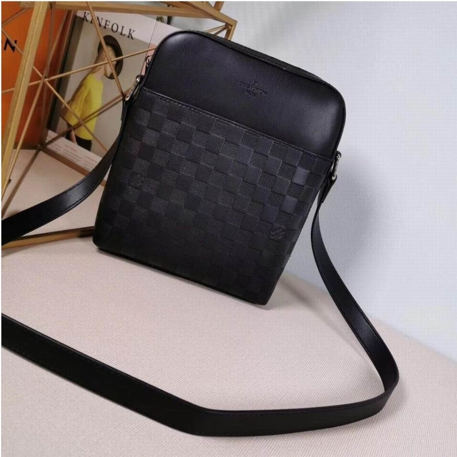 Louis Vuitton Men's Bag