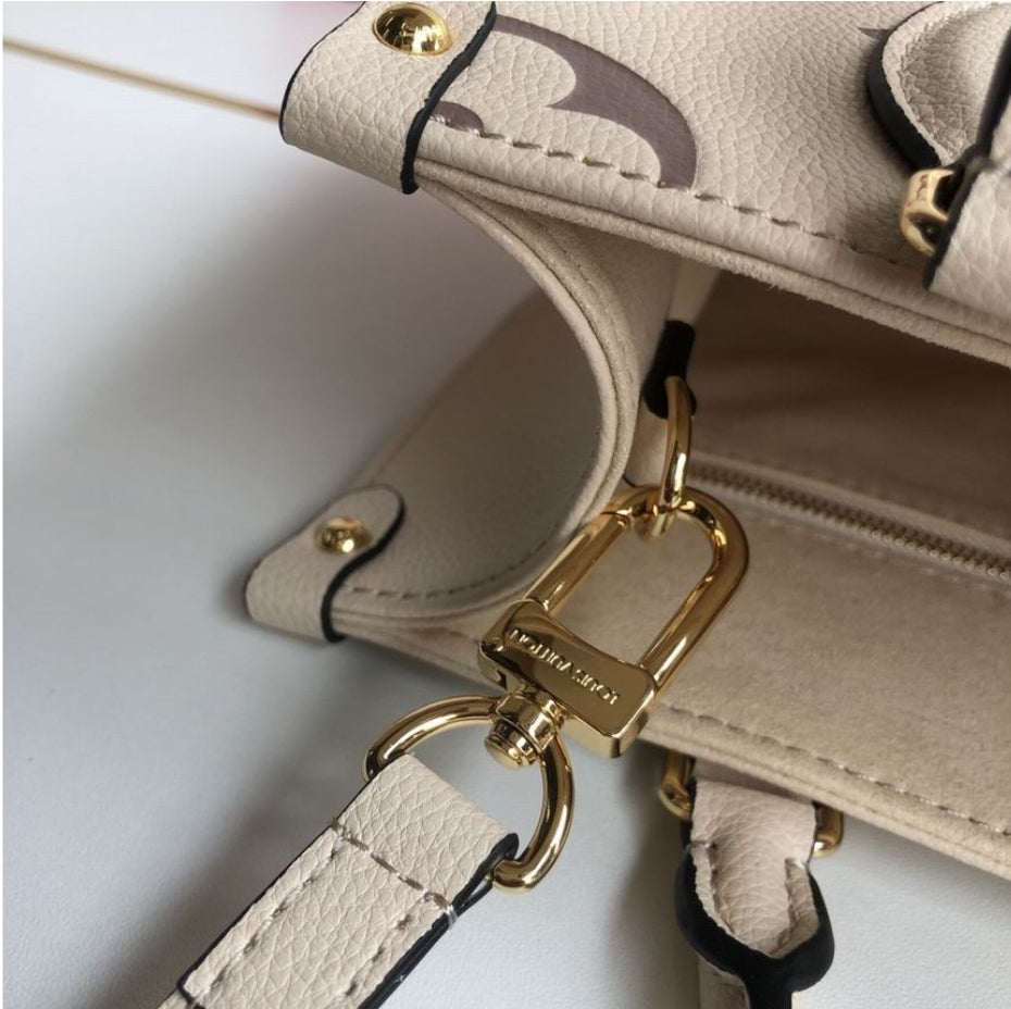 Women's Louis Vuitton Bag