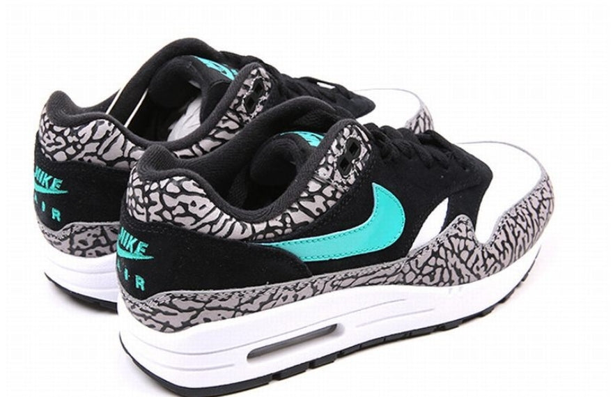 Les baskets Nike Air Max 1 sont iconiques pour leur style emblématique.retro incontournable pas cher. Le moins cher.exceptionnel