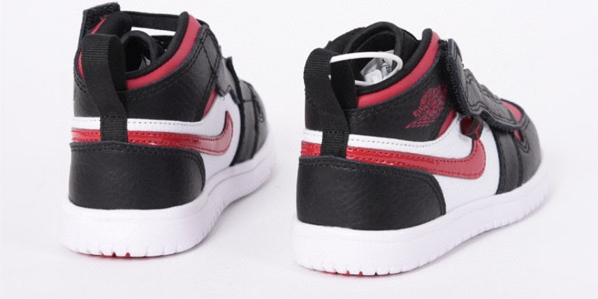 Chaussure pour Enfant: jordan Garçon/Fille