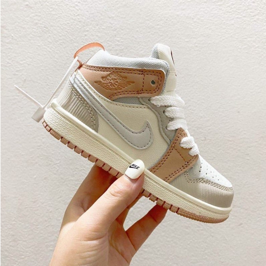 chaussure pour Enfant: jordan Garçon/Fille