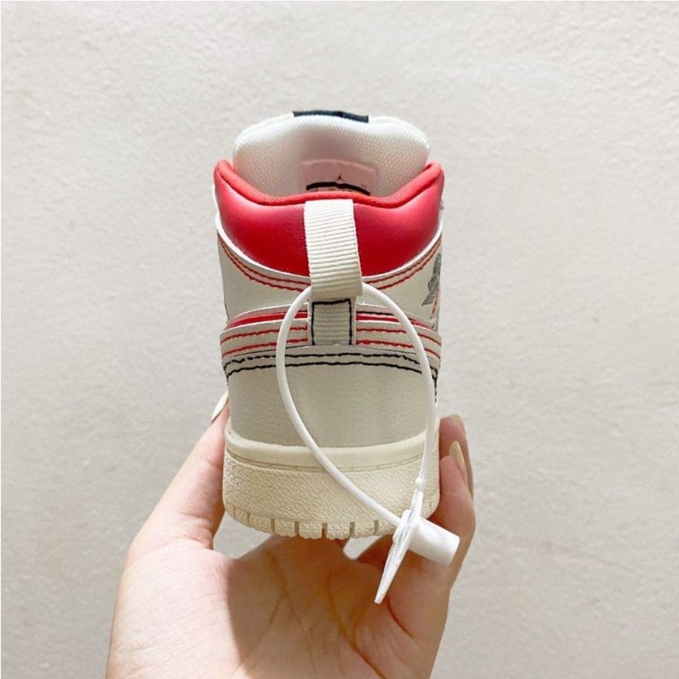 chaussure pour Enfant: jordan Garçon/Fille