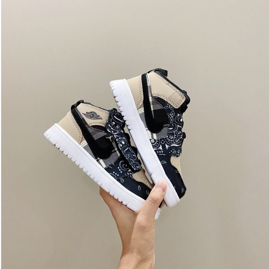 chaussure pour Enfant: jordan Garçon/Fille