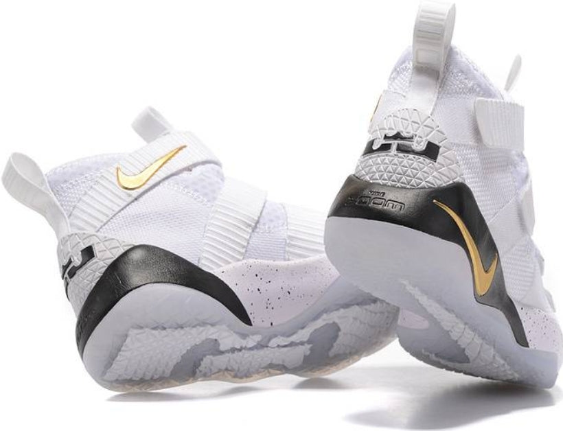 Chassures basket Lebron James