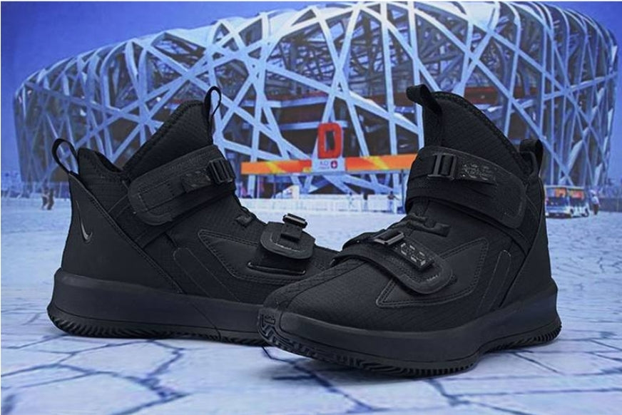Chassures basket Lebron James